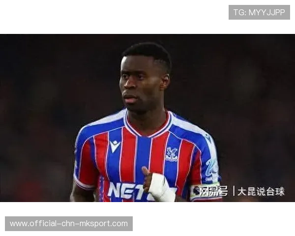 曼联加入争夺免费签格伊！大英两国脚前途未卜，阿莫林恐需买中卫