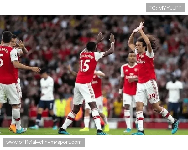 观战台_阿森纳冲击9连胜 拜仁PK药厂争开局15连胜，拜仁两回合10_2阿森纳