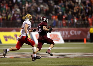 北京鸭本土球员逐渐挑起进攻重担，北京鸭男篮新logo