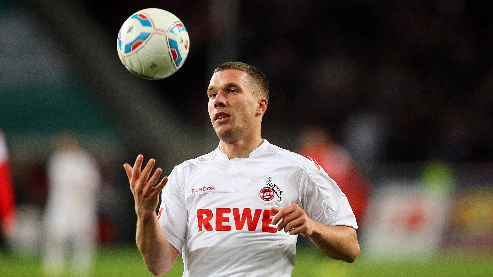 德甲策略精妙：变化多端，精彩纷呈！，德甲形势分析